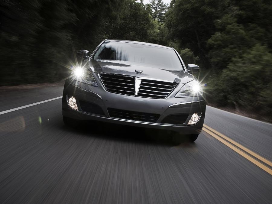  Hyundai Equus 2010 года  (US) (фото 29 из 68)
